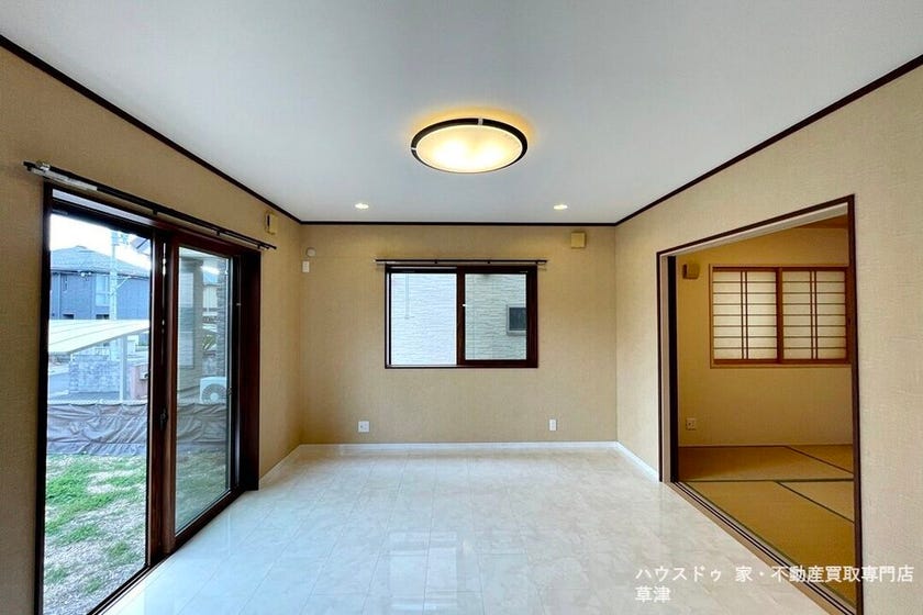 ■柔らかな光が降りそそぐ南東角地■2026年4月外構工事完成予定■並列駐車2台可■長期優良住宅認定