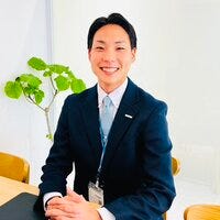 先輩社員画像1