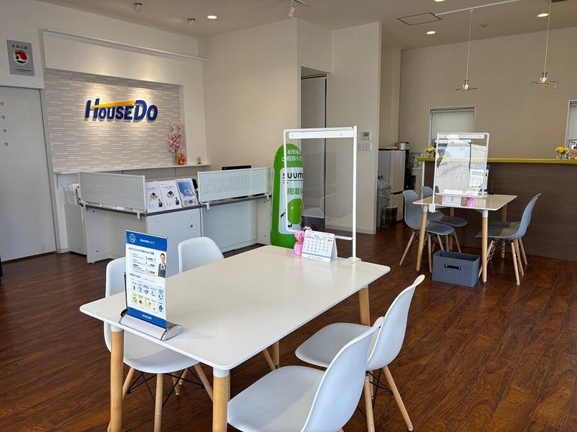 店舗内