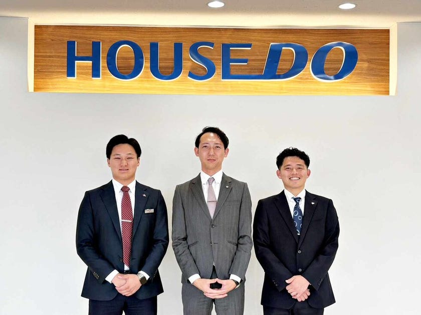 【 スタッフ紹介 】