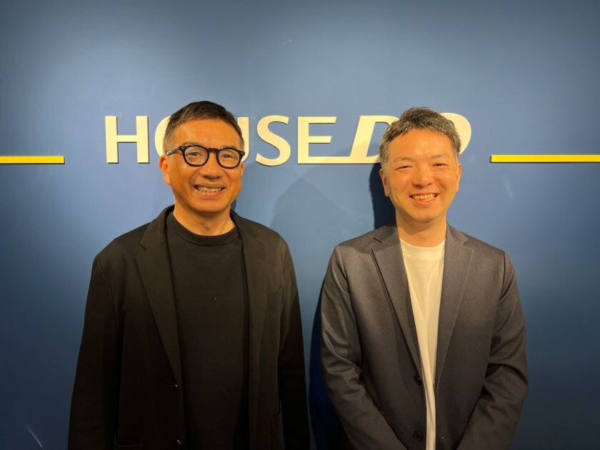 私たちが、ハウスエージェントが応対させていただきます。