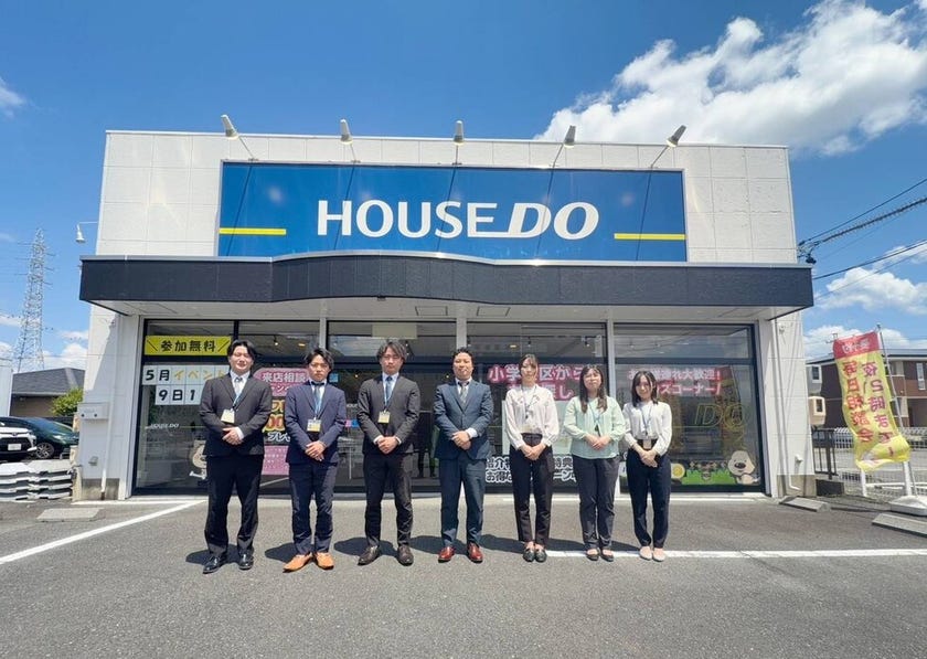 スタッフ集合写真