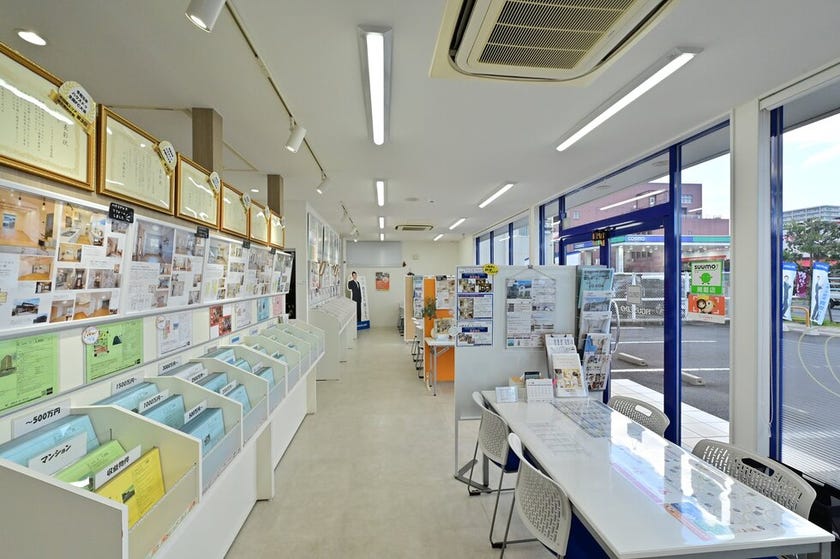 無人パネル展示・ご相談スペース②