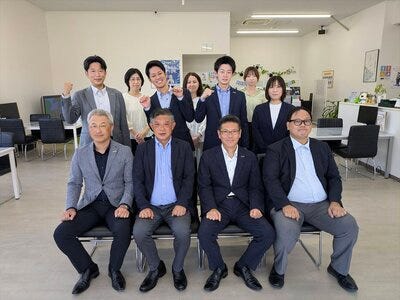営業スタッフ一同
