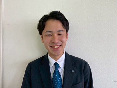 スタッフ写真1