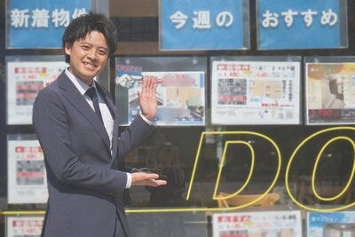 スタッフ写真2