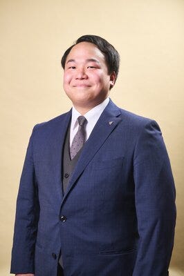 スタッフ写真1