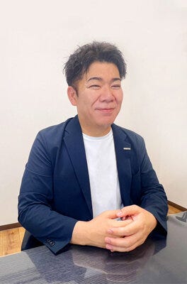 代表取締役